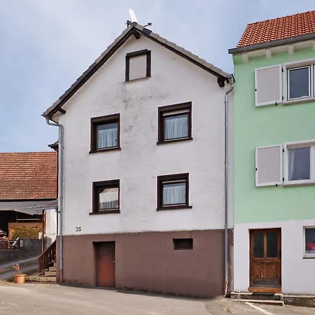 Brown Semesterbostad Bad König